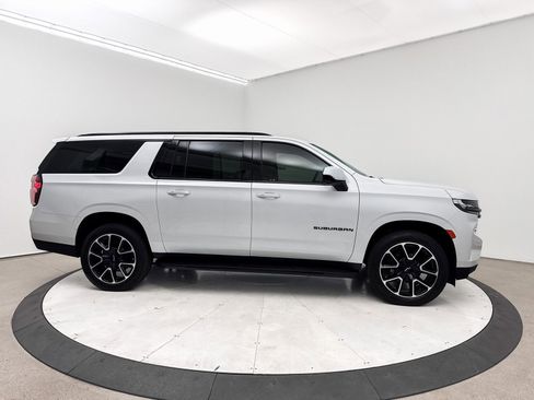 Used 2021 Chevrolet Suburban RST w/ Rear Media and Nav Package image 39