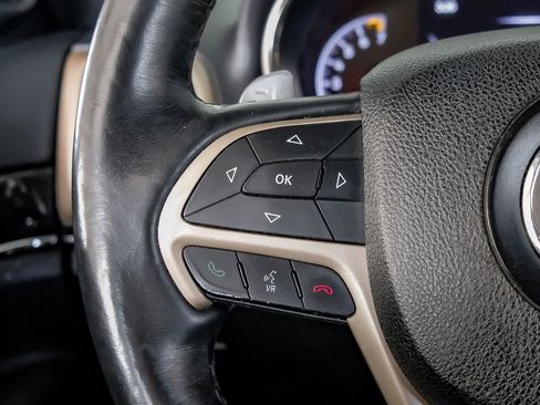 Used 2016 Jeep Grand Cherokee Limited 75th Anniversary image 16