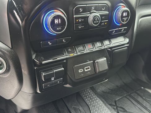 Used 2022 Chevrolet Silverado 1500 RST w/ Bed Protection Package image 35