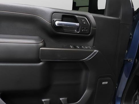 Used 2020 GMC Sierra 2500 AT4 w/ AT4 Premium Package AWD/4WD image 24