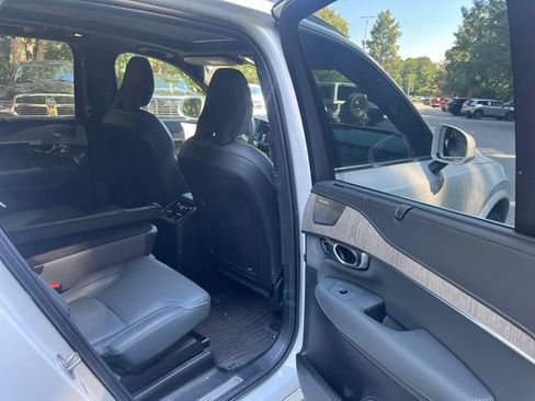 Used 2024 Volvo XC90 T8 Ultimate w/ Lounge Package AWD/4WD image 12