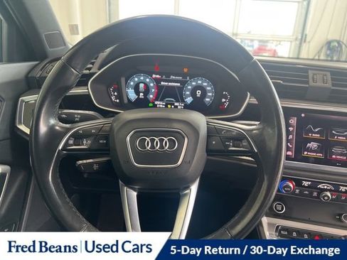 Used 2022 Audi Q3 2.0T Premium w/ Convenience Package image 16