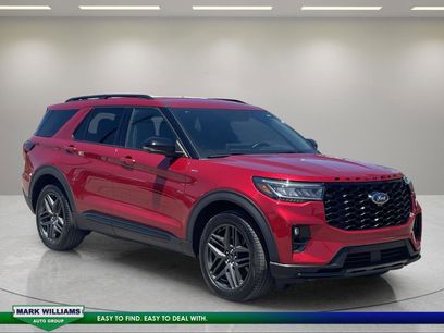 Used 2025 Ford Explorer ST-Line w/ ST-Line Street Pack
