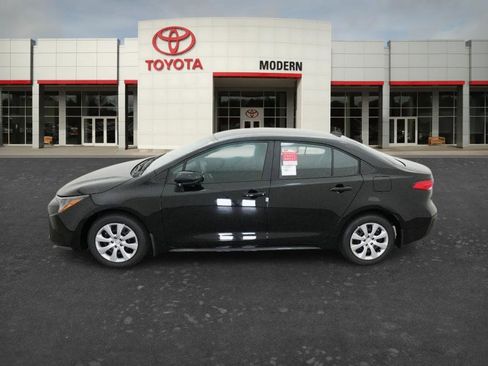 New 2026 Toyota Corolla LE FWD image 6