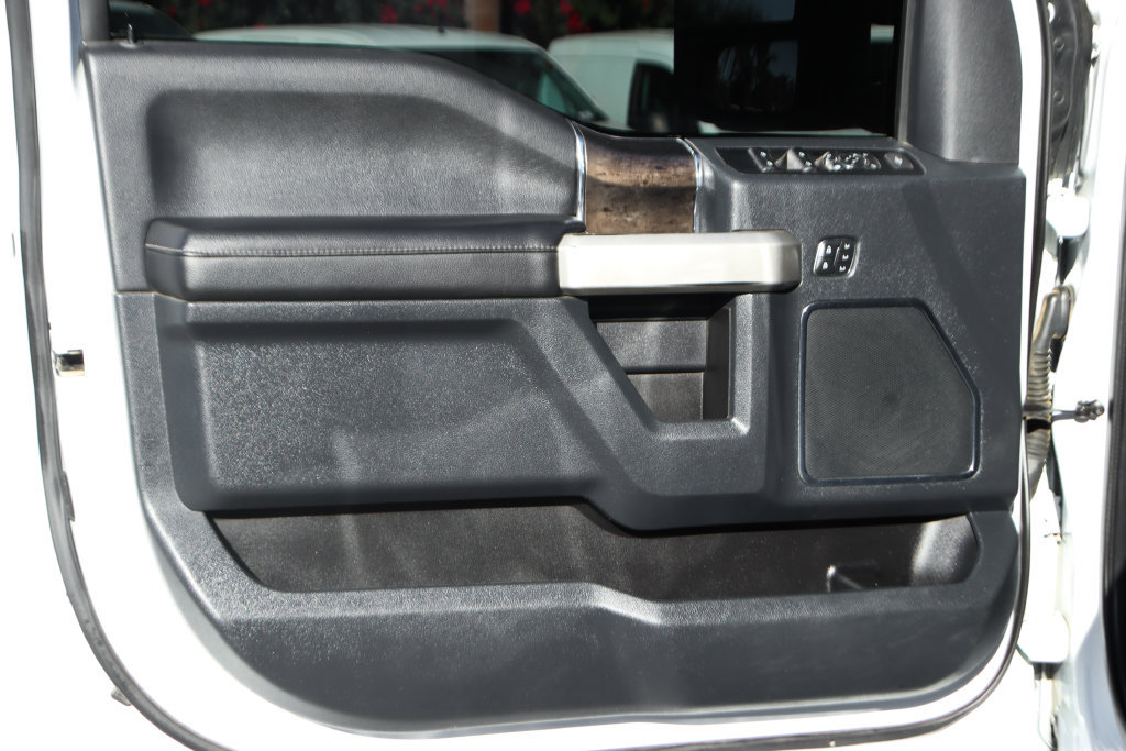 Used 2022 Ford F350 Lariat AWD/4WD image 21