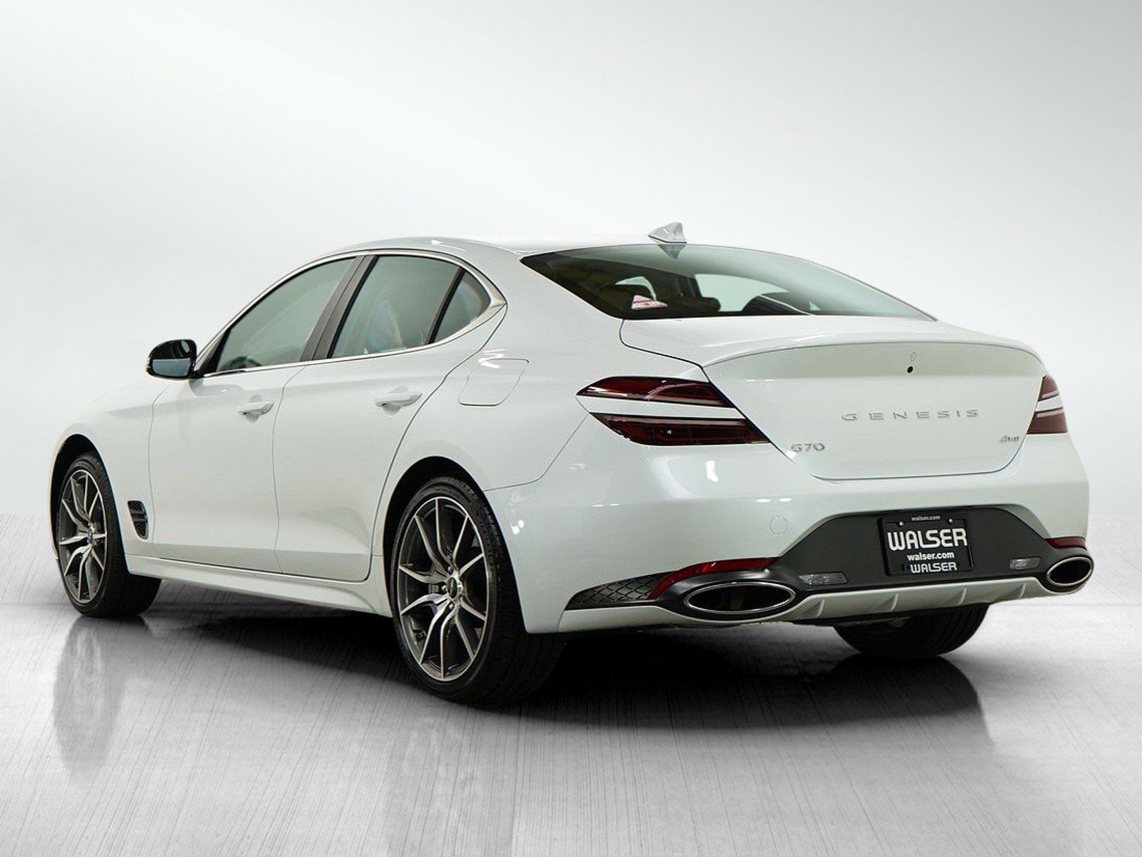 Used 2026 Genesis G70 2.5T AWD/4WD image 4