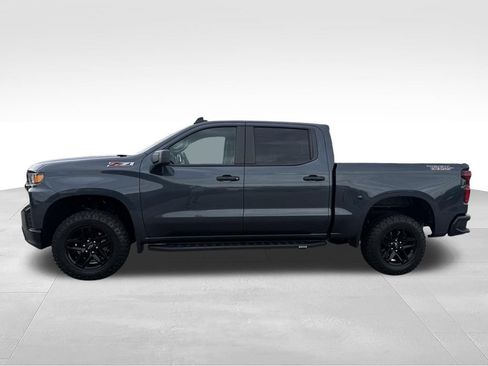 Used 2022 Chevrolet Silverado 1500 Custom Trail Boss AWD/4WD image 2