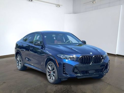 Used 2025 BMW X6 M60i AWD/4WD image 3
