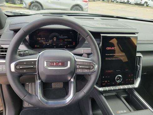 New 2026 GMC Acadia Elevation image 11