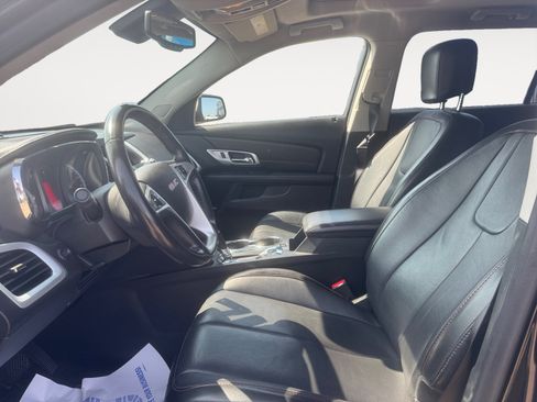 Used 2017 GMC Terrain SLT w/ Open Road Package FWD image 9