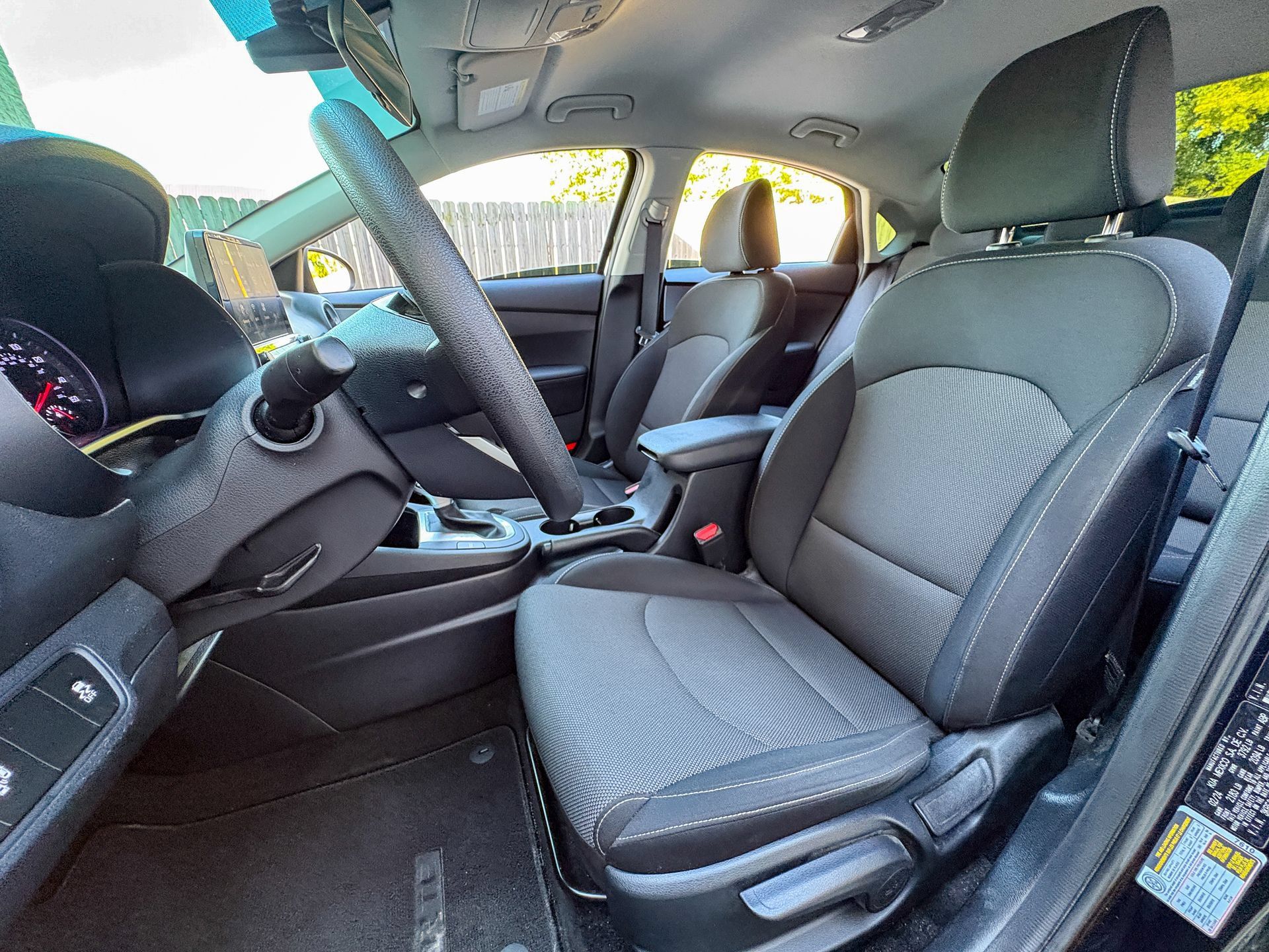 Used 2024 Kia Forte LXS w/ LXS Technology Package FWD image 18