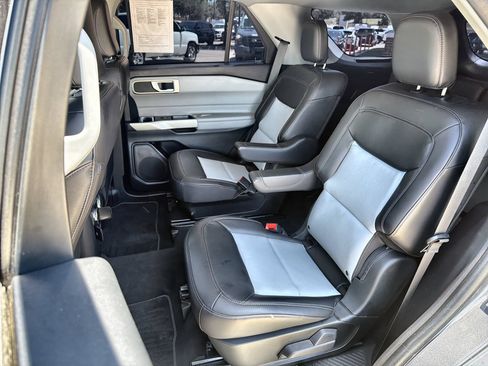 Certified 2023 Ford Explorer XLT w/ Equipment Group 202A RWD image 23