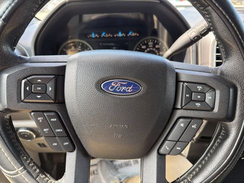 Used 2015 Ford F150 XLT w/ Equipment Group 302A Luxury AWD/4WD image 13