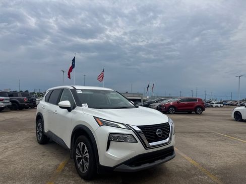 Certified 2023 Nissan Rogue SV AWD/4WD image 2