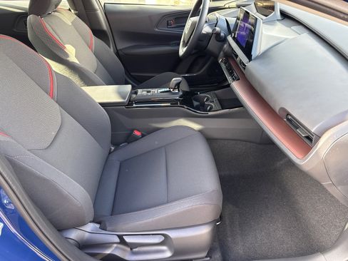 New 2026 Toyota Prius Plug-In Hybrid image 15