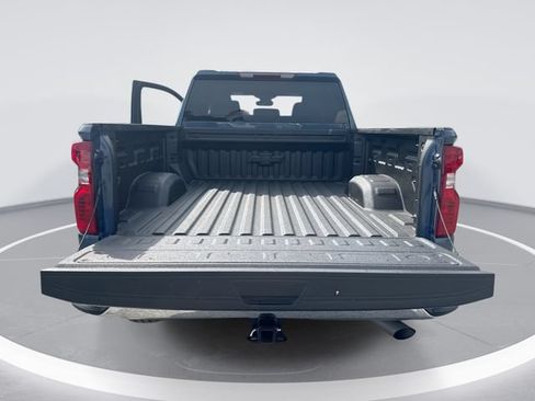 Used 2025 Chevrolet Silverado 2500 LT w/ Convenience Package AWD/4WD image 23