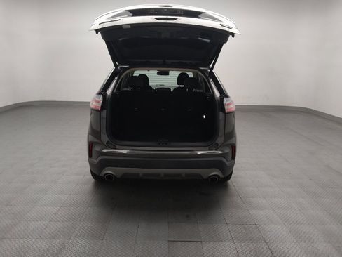 Used 2019 Ford Edge SEL w/ Equipment Group 201A FWD image 29