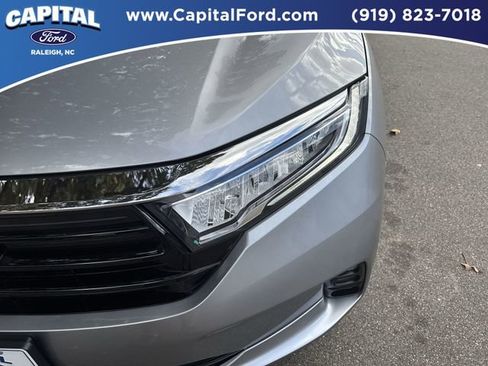 Used 2024 Honda Odyssey EX-L image 11