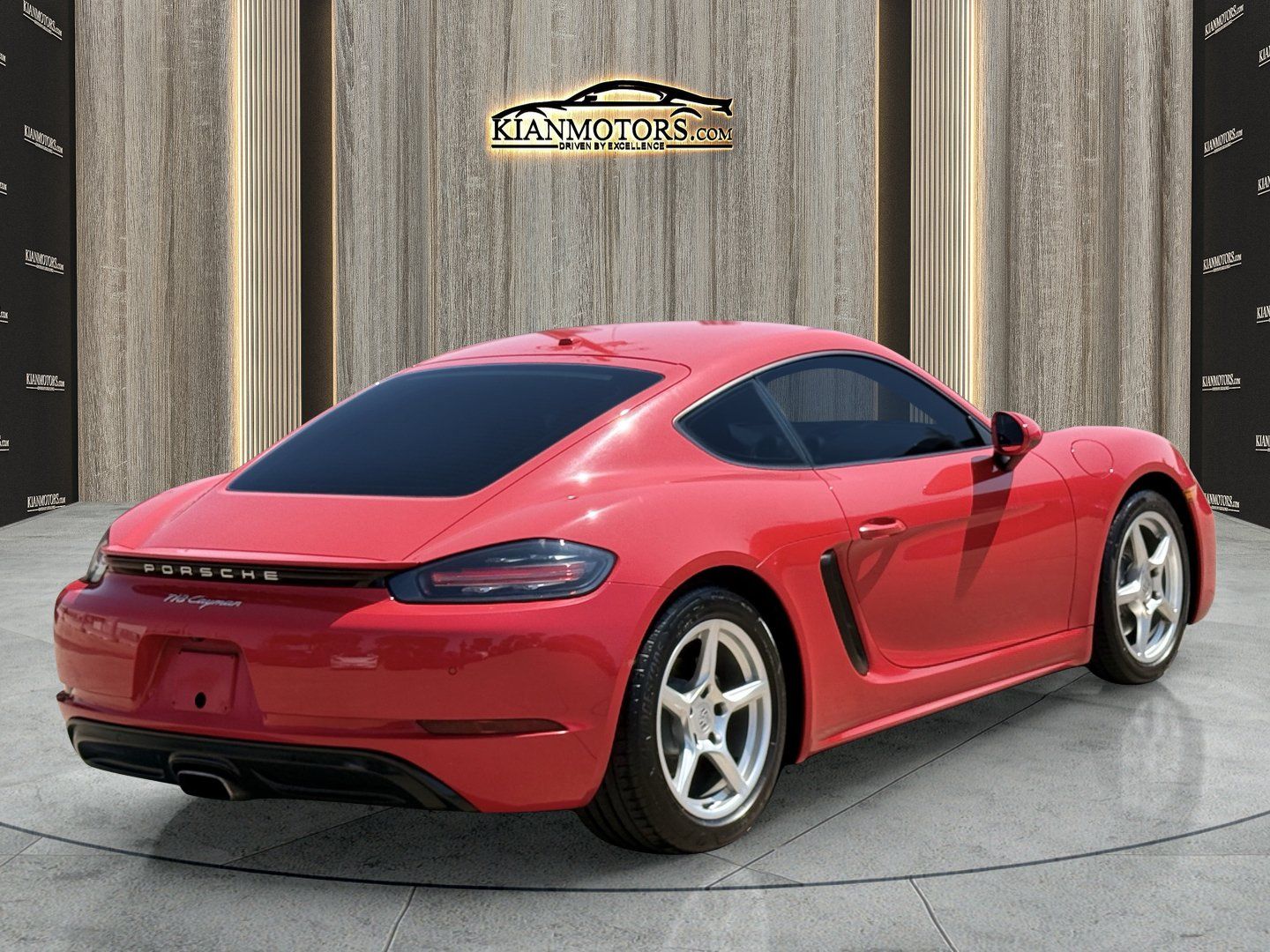 Used 2019 Porsche 718 Cayman RWD image 7