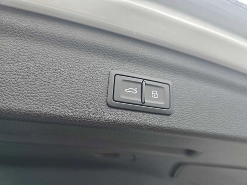 New 2025 Audi Q3 2.0T Premium Plus image 18