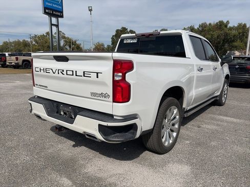 Used 2020 Chevrolet Silverado 1500 High Country w/ Technology Package image 5