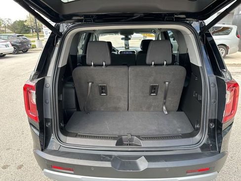 Used 2023 GMC Acadia SLE AWD/4WD image 10
