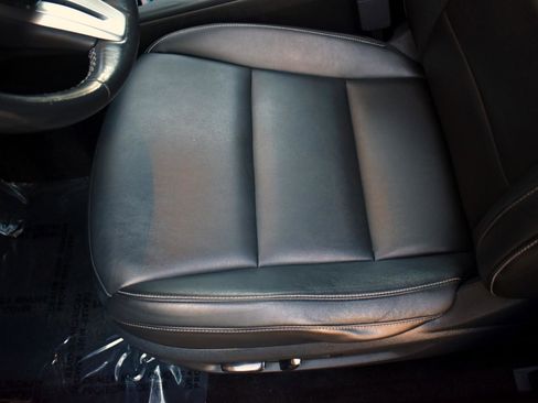 Used 2021 INFINITI QX50 Luxe w/ Cargo Package image 29