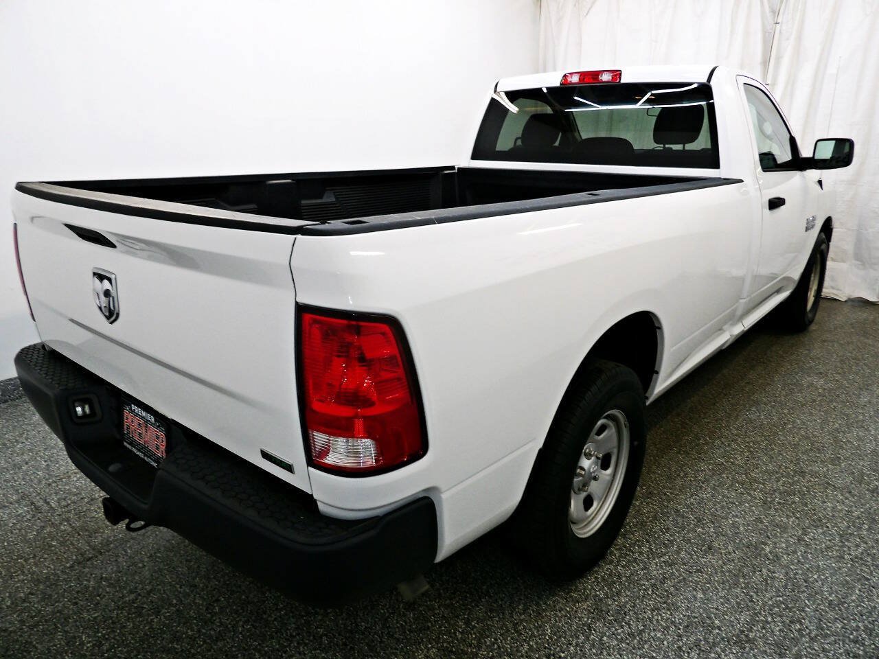 Used 2017 RAM 1500 Tradesman w/ Power & Remote Entry Group RWD image 5