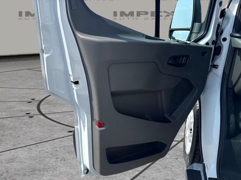 Used 2025 Ford Transit 250 Low Roof w/ Exterior Upgrade Package RWD image 17