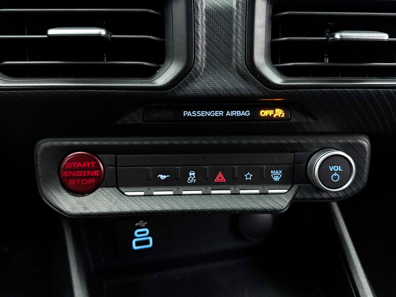 Used 2024 Ford Mustang GT RWD image 9