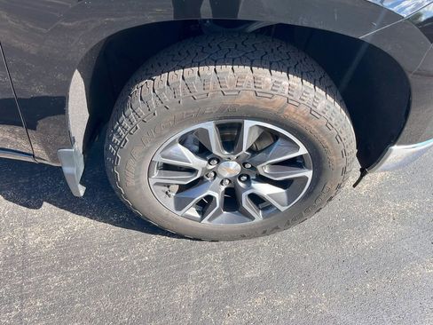 Used 2022 Chevrolet Silverado 1500 LT image 13