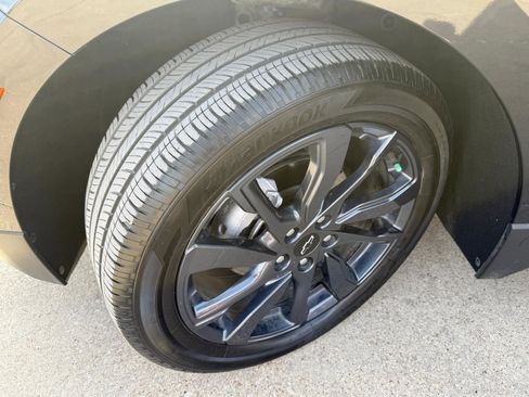 Used 2024 Chevrolet Equinox RS image 9