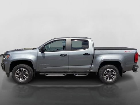 Used 2022 Chevrolet Colorado Z71 w/ Safety Package AWD/4WD image 8
