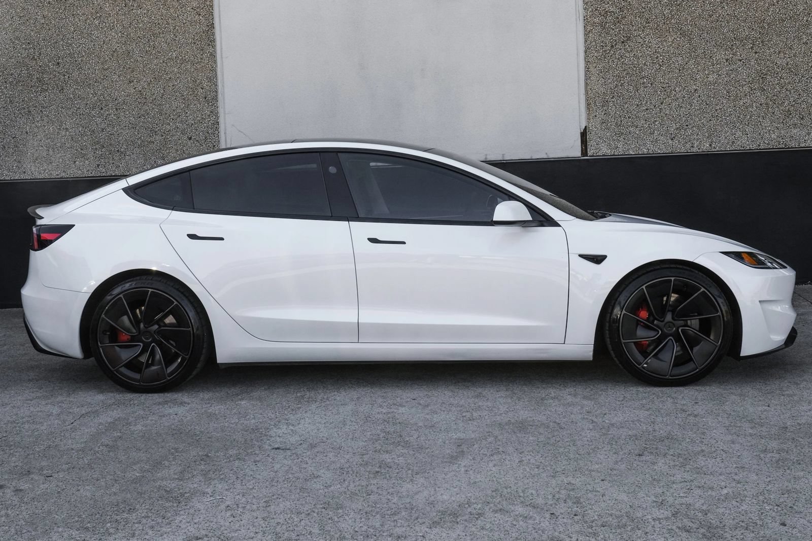 Used 2024 Tesla Model 3 Performance AWD/4WD image 7