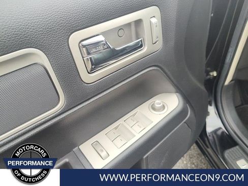 Used 2008 Lincoln MKZ image 15