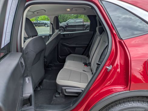 Certified 2022 Ford Escape SE w/ Convenience Package FWD image 28