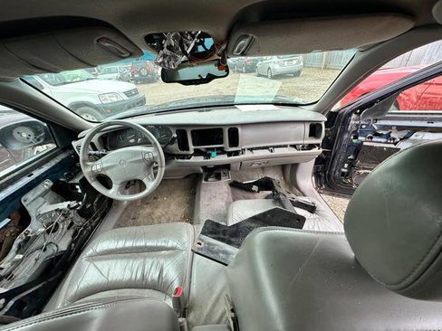 Used 2002 Buick Park Avenue Ultra w/ Gran Touring Pkg FWD image 31