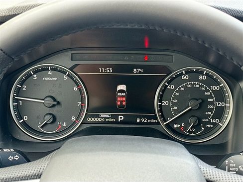 New 2025 Mitsubishi Outlander SE image 12