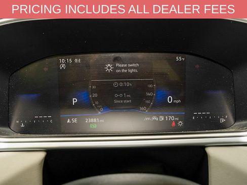 Used 2025 Volkswagen Taos SE AWD/4WD image 16