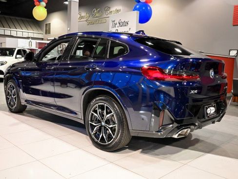 Used 2022 BMW X4 xDrive30i w/ M Sport Package image 8