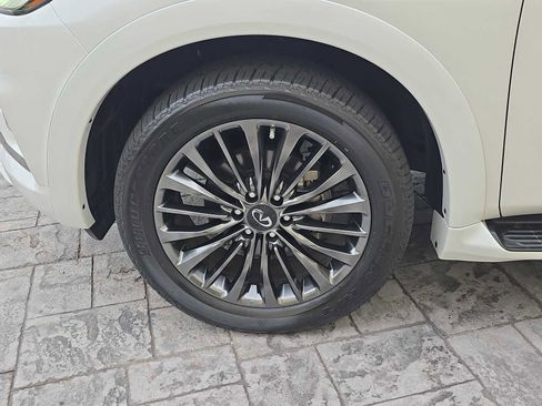 Certified 2024 INFINITI QX80 Premium Select w/ Cargo Package image 10