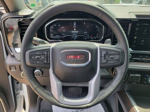 Used 2025 GMC Sierra 1500 SLT RWD image 18