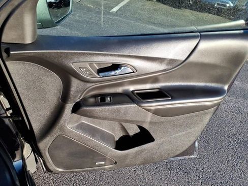 Used 2020 Chevrolet Equinox Premier image 26