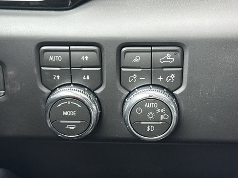 New 2026 GMC Sierra 1500 AT4X w/ LPO, Black Badging Package AWD/4WD image 23