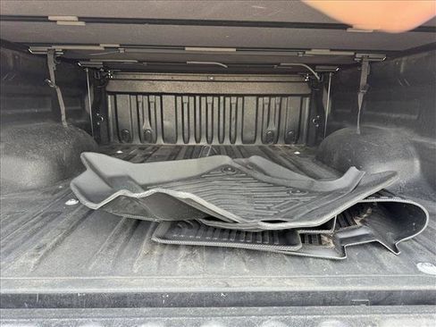 Used 2018 Toyota Tundra SR5 RWD image 13
