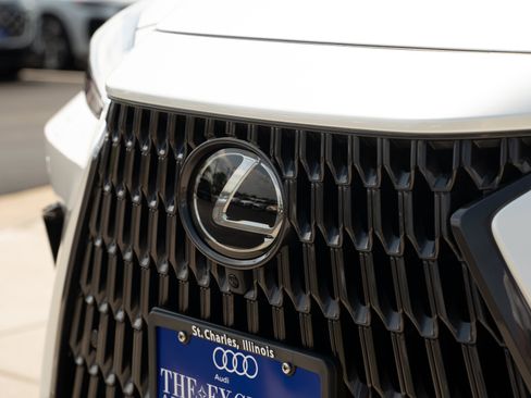 Used 2025 Lexus NX 350h AWD w/ Accessory Package (2T) image 31