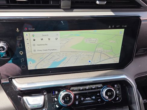 Used 2026 GMC Sierra 1500 Denali RWD image 19