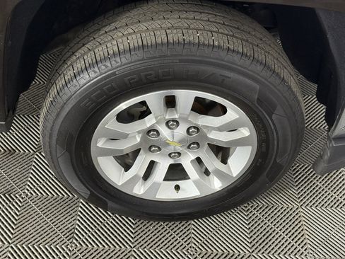 Used 2018 Chevrolet Silverado 1500 LT w/ All Star Edition image 13