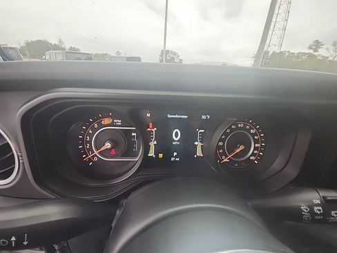 New 2026 Jeep Wrangler Unlimited Sahara AWD/4WD image 10