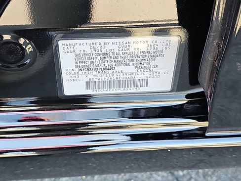 Used 2023 Nissan Versa SR w/ Trunk Package image 36